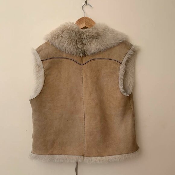 Ralph Lauren Short Afghan Coat Style Suede Jacket with embroidered & fur details - Picture 3 of 4